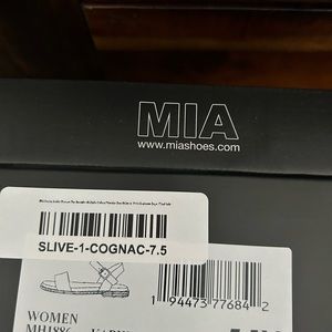 Mia Sandals